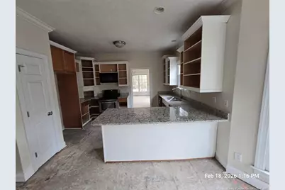 185 Falling Water Road, Spring Lake, NC 28390 - Photo 8