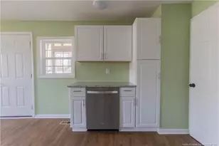 1601 W Mlk Jr Blvd, Roseboro, NC 28382 - Photo 6