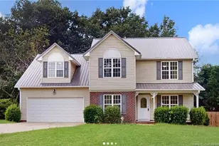 10 Valley View Ct, Sanford, NC 27332 - Photo 1