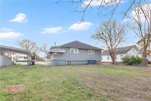 204 W E St, Erwin, NC - Photo 22