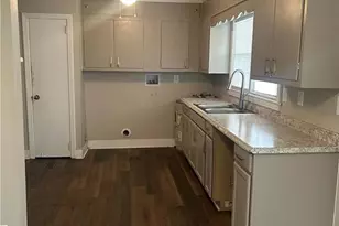 118 Martin Luther King Jr Blvd, Clinton, NC 28328 - Photo 22