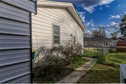 1108 E 10th Street, Lumberton, NC 28358 - Photo 16