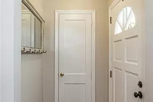 324 Fairwood Ct, Fayetteville, NC 28305 - Photo 10