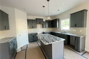 3891 Blackhills Rd, Fayetteville, NC 28311 - Photo 4