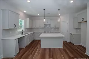 475 Crichton Ct, Fayetteville, NC 28311 - Photo 10