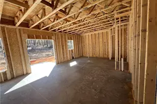 475 Crichton Ct, Fayetteville, NC 28311 - Photo 2