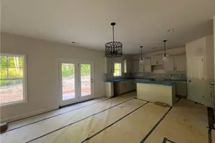 475 Crichton Ct, Fayetteville, NC 28311 - Photo 2