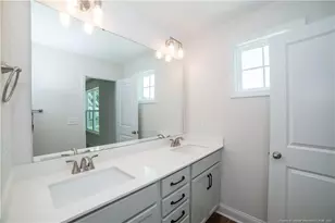 475 Crichton Ct, Fayetteville, NC 28311 - Photo 16