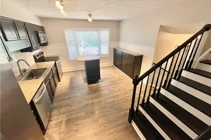 3294 Yarmouth Dr, Fayetteville, NC 28306 - Photo 2