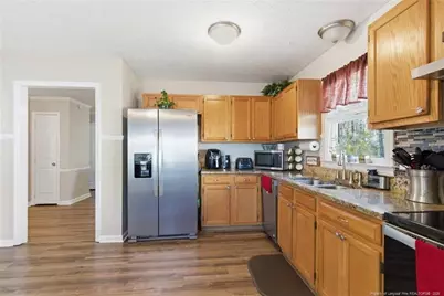 554 Abbottswood Drive, Fayetteville, NC 28301 - Photo 10