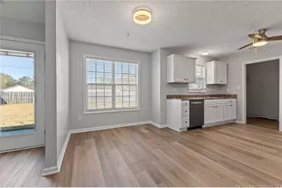 2202 Foster Gwin Lane, Fayetteville, NC 28304 - Photo 4