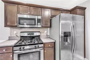 5334 Woodpecker Dr, Hope Mills, NC 28348 - Photo 16