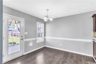 5334 Woodpecker Dr, Hope Mills, NC 28348 - Photo 12