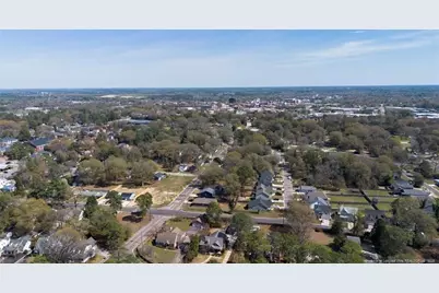 306 Woodcrest Road, Fayetteville, NC 28305 - Photo 12