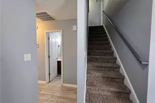 4716 Cedar Pass Dr, Hope Mills, NC 28348 - Photo 2