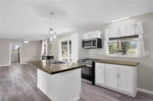 202 Eunice Dr, Fayetteville, NC 28311 - Photo 2