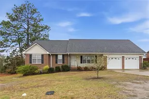 3421 Masters Dr, Hope Mills, NC 28348 - Photo 1