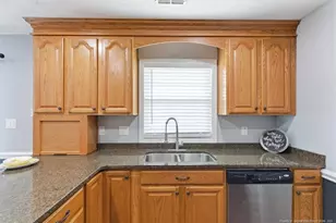 3421 Masters Dr, Hope Mills, NC 28348 - Photo 14