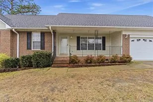 3421 Masters Dr, Hope Mills, NC 28348 - Photo 2