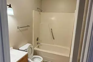 5856-5862 Aftonshire Dr, Fayetteville, NC 28304 - Photo 10