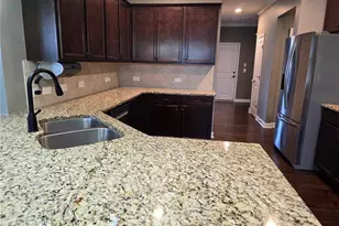 323 Nottingley Dr, Hope Mills, NC 28348 - Photo 12