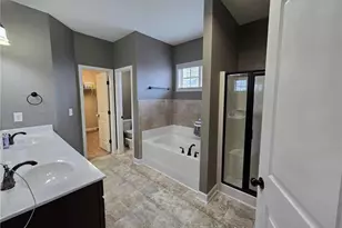 323 Nottingley Dr, Hope Mills, NC 28348 - Photo 22