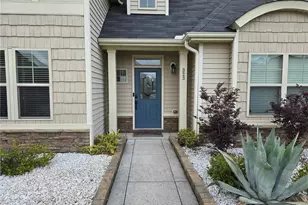 323 Nottingley Dr, Hope Mills, NC 28348 - Photo 2