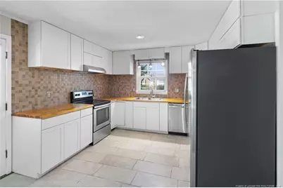 400 Hallmark Road, Fayetteville, NC 28303 - Photo 16