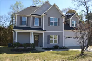 4615 Cedar Pass Dr, Hope Mills, NC 28348 - Photo 2