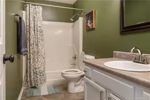 864 Hilton Dr, Fayetteville, NC 28311 - Photo 16