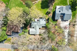 253 Lakeview Dr, Sanford, NC 27332 - Photo 10