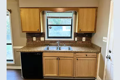 1542 Londonderry Place, Fayetteville, NC 28301 - Photo 6