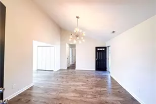 499 Coronation Dr, Fayetteville, NC 28311 - Photo 6