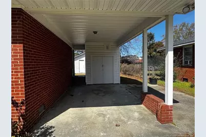 1305 E 13th Street, Lumberton, NC 28358 - Photo 2