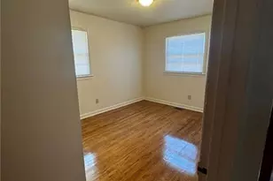 1305 E 13th St, Lumberton, NC 28358 - Photo 10