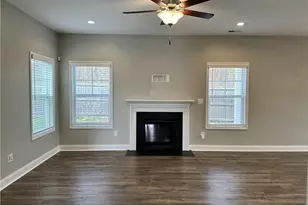 137 Ledford Ave, Raeford, NC 28376 - Photo 4