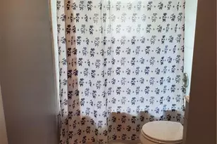 724 Spruce St, Lumberton, NC 28358 - Photo 10