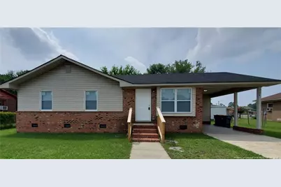 724 Spruce Street, Lumberton, NC 28358 - Photo 1