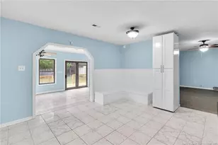 6933 Timbercroft Ln, Fayetteville, NC 28314 - Photo 8