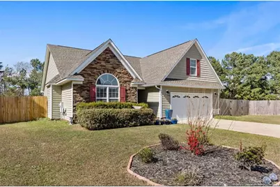 131 Newton Court, Raeford, NC 28376 - Photo 2