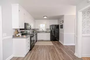 117 Johnson St, Broadway, NC 27505 - Photo 8