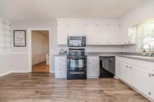 117 Johnson St, Broadway, NC 27505 - Photo 10