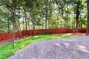 2402 Rockwood (Cottage) Dr, Sanford, NC 27330 - Photo 4