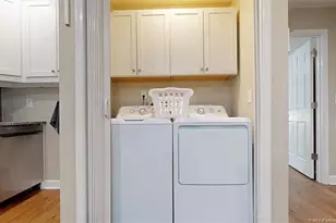 2402 Rockwood (Cottage) Dr, Sanford, NC 27330 - Photo 8