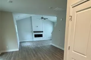 360 Summerhill Rd, Fayetteville, NC 28303 - Photo 4