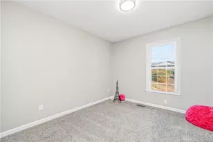 3406 Hawthorne St, Hope Mills, NC 28348 - Photo 10