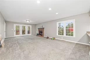 3406 Hawthorne St, Hope Mills, NC 28348 - Photo 4