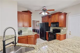 323 Damsel Ct, Linden, NC 28356 - Photo 4