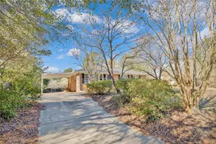 1910 Stockton Dr, Fayetteville, NC 28304 - Photo 4