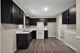 1910 Stockton Dr, Fayetteville, NC 28304 - Photo 14